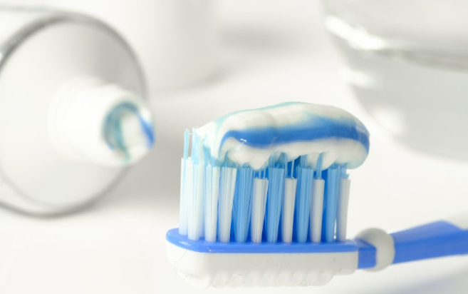 Odol Penghilang Bau Mulu