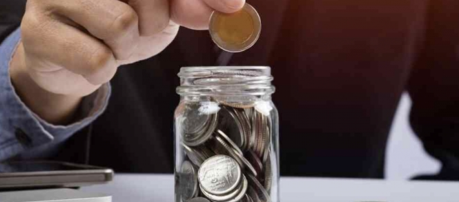 Perbandingan Dana Tunai dari Bank Digital dan Bank Konvensional